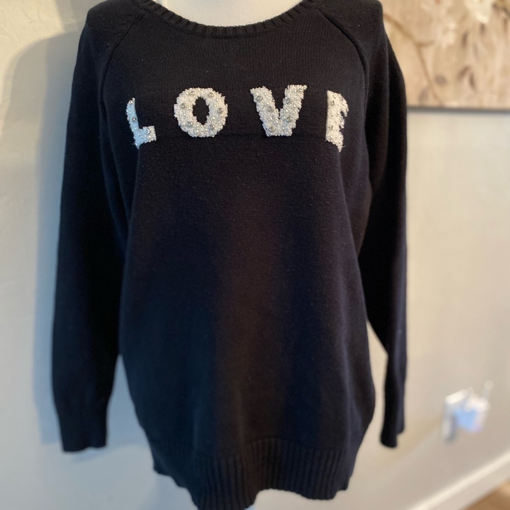 TORRID Black with white LOVE letters size 1X